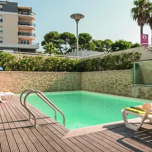 https://appartcity-antibes-06600.fr-provencehotel.com